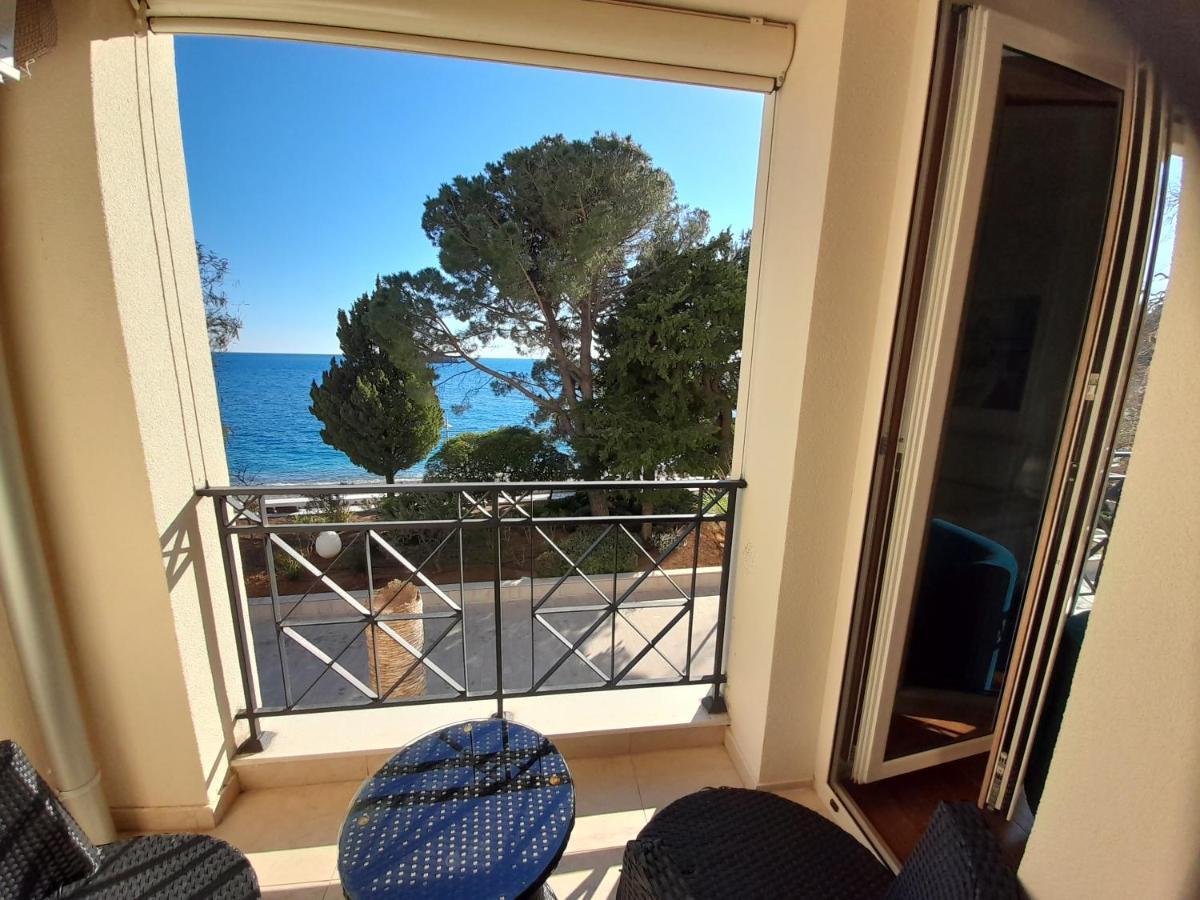 Apartment Luxbeachfront